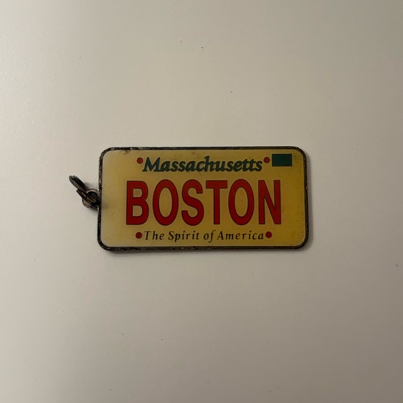 Massachusetts “License Plate” Boston Keychain - Picture 3 of 3